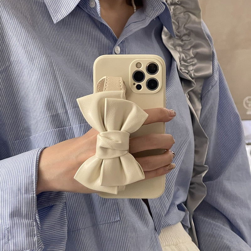 Yickyue INS 3d leather bowknot Wrist strap holder phone case For iphone 12 11 14 14Pro 13 13Pro Max x xr xs 7 8 Plus silicone cover